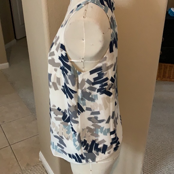 BR Sumer sleeveless top - Picture 2 of 5